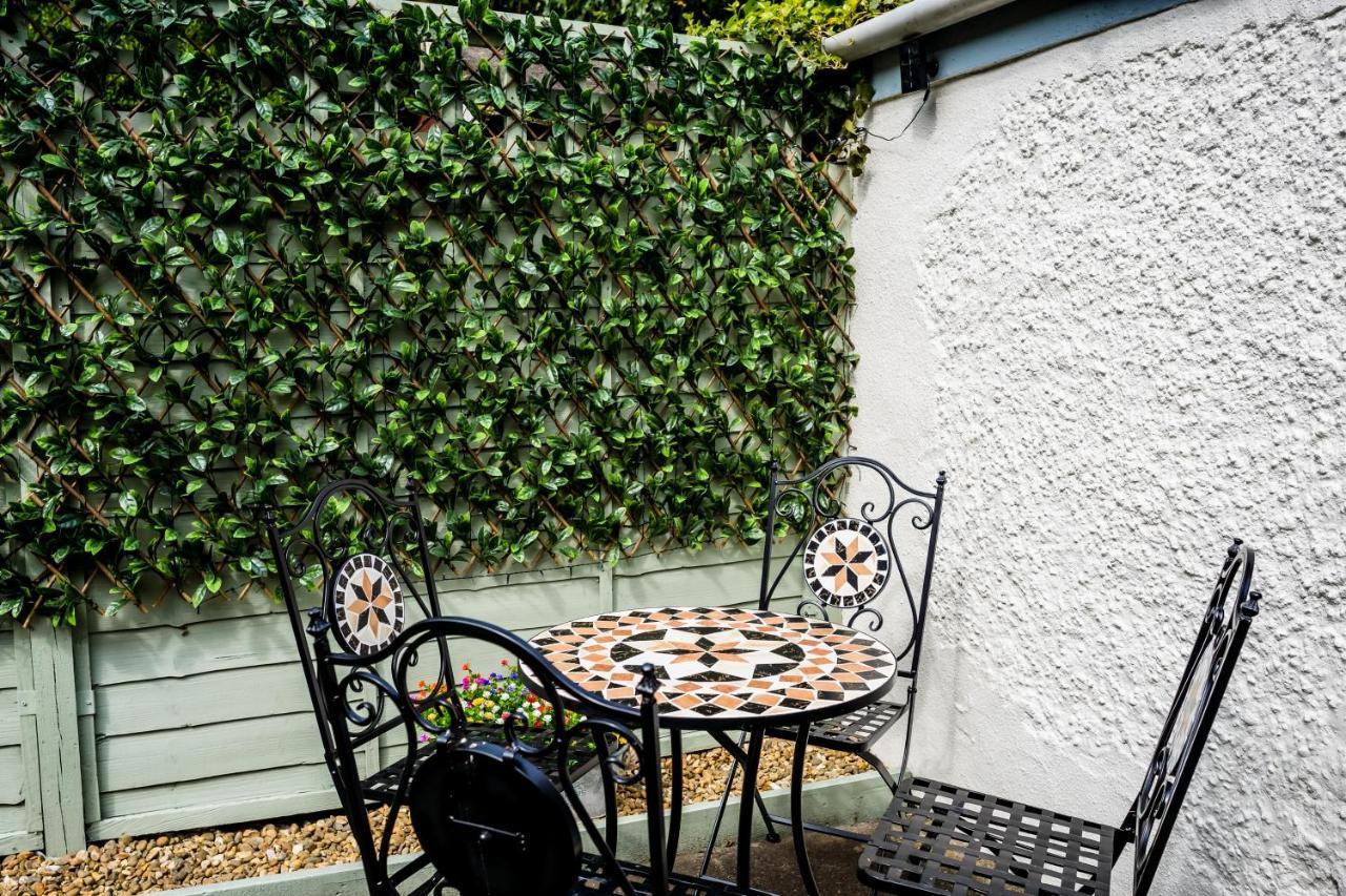 Laurel Cottage Burton  Buitenkant foto