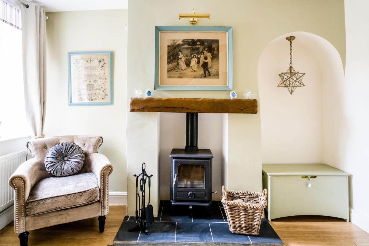 Laurel Cottage Burton  Buitenkant foto
